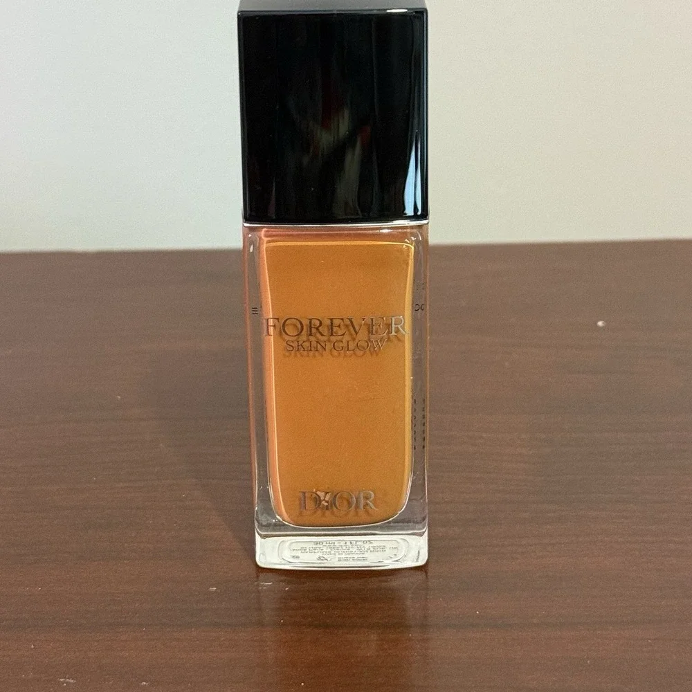 Dior forever skin